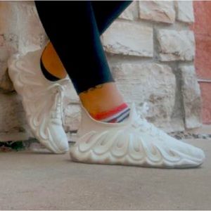 Worn maybe three or four times just don’t ever wear them…